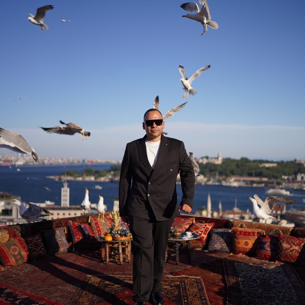 Meet your Posher, Mark